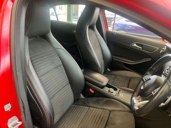 MERCEDES-BENZ A-CLASS 2.1 A 200 D AMG Line Auto 5dr