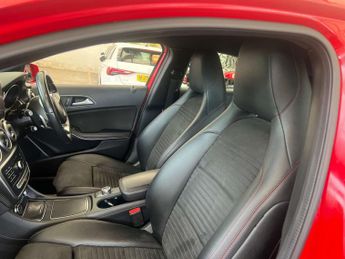 MERCEDES-BENZ A-CLASS 2.1 A 200 D AMG Line Auto 5dr