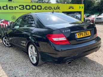 MERCEDES-BENZ C-CLASS 2.1 C220 Sport CDi BlueEfficiency Auto 4dr