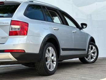 Skoda OCTAVIA 2.0 Octavia Scout TDI 4x4 Semi-Auto 4WD 5dr