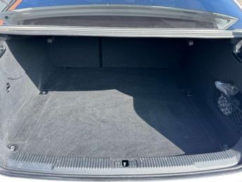 AUDI A6 2.0 A6 Black Edition TDI Ultra Semi-Automatic 4dr - NATIONAL DEL