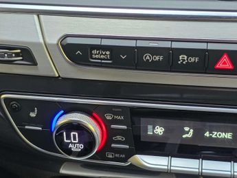 AUDI Q7 3.0 Q7 S Line TDI Quattro Auto 4WD 5dr