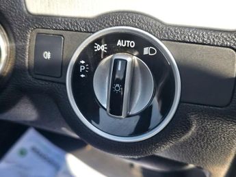 MERCEDES-BENZ E-CLASS 2.1 E250 Sport CDi BlueEfficiency Auto 2dr