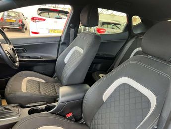 KIA CEED 1.6 Ceed GT-Line Eco CRDi Semi-Auto 5dr