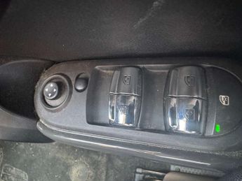 MINI HATCH 1.5 Cooper Classic Auto 5dr