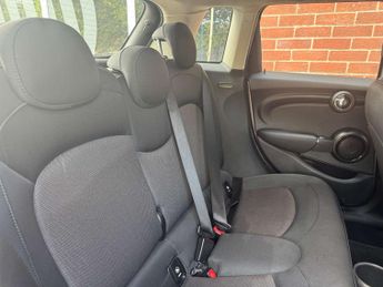 MINI HATCH 1.5 Cooper Classic Auto 5dr