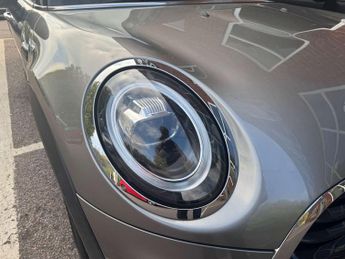 MINI HATCH 1.5 Cooper Classic Auto 5dr