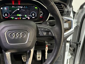 Audi Q3 1.5 Q3 Sportback 35 TFSI MHEV Black Edition Semi-Auto 5dr