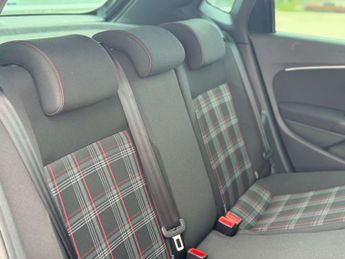 Volkswagen Polo 1.8 Polo GTi Semi-Auto 5dr