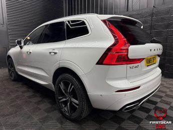 Volvo XC60 2.0 D5 PowerPulse R-Design SUV 5dr Diesel Auto AWD Euro 6 (s/s) 
