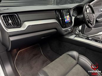 Volvo XC60 2.0 D5 PowerPulse R-Design SUV 5dr Diesel Auto AWD Euro 6 (s/s) 