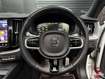 Volvo XC60 2.0 D5 PowerPulse R-Design SUV 5dr Diesel Auto AWD Euro 6 (s/s) 