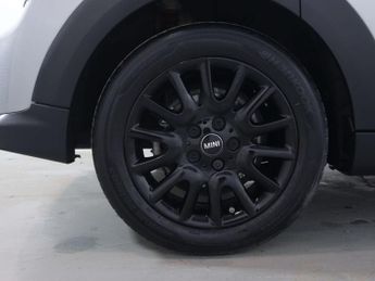 MINI HATCH 1.5 Cooper Classic Auto 5dr