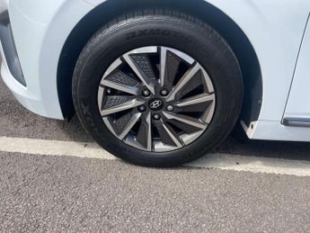 HYUNDAI IONIQ IONIQ Premium BEV 5dr