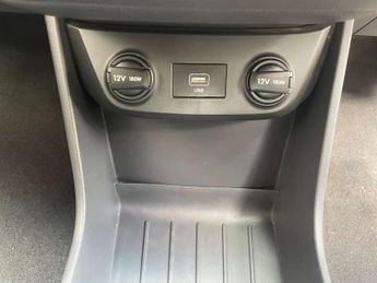 HYUNDAI IONIQ IONIQ Premium BEV 5dr