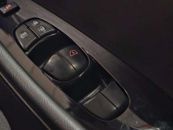 Nissan Leaf 40kWh N-Connecta Auto 5dr