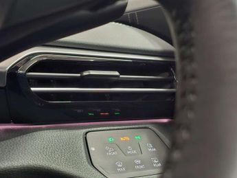 Volkswagen ID.5 Pro Performance 77kWh Tech Auto 5dr