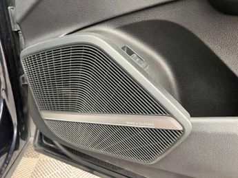 AUDI Q5 2.0 Q5 S Line TDI Quattro Semi-Auto 4WD 5dr