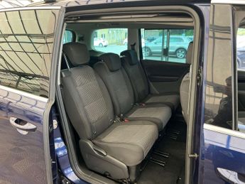 SEAT ALHAMBRA 2.0 Alhambra SE TDI Semi-Auto 5dr