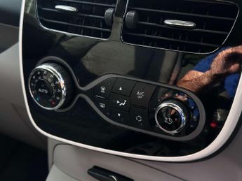 RENAULT ZOE Zoe Dynamique Nav Auto 5dr