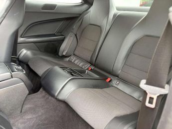 Mercedes-Benz C-CLASS 2.1 C220 AMG Sport CDi BlueEfficiency Auto 2dr
