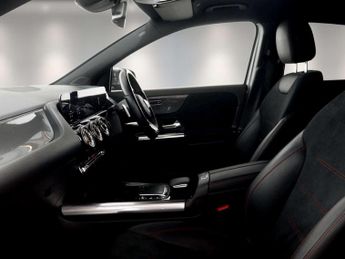 MERCEDES-BENZ GLA 1.3 GLA 180 AMG Line Premium Auto 5dr