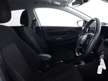 HYUNDAI BAYON 1.0 Bayon Premium TGDi MHEV Auto 5dr