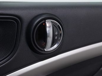 MINI COUNTRYMAN 1.5 Countryman Cooper Exclusive Auto 5dr