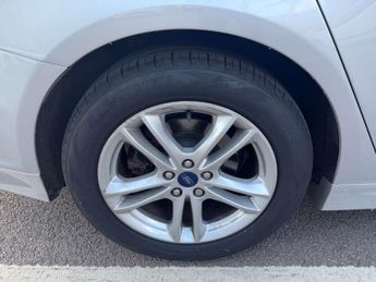 FORD MONDEO 2.0 Mondeo Zetec Edition EcoBlue Auto 5dr