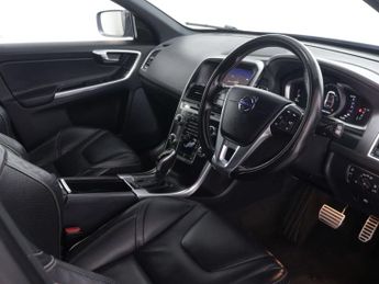 VOLVO XC60 2.4 XC60 R-Design Luxury Nav D5 AWD Auto 4WD 5dr