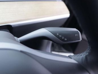 TESLA MODEL 3 Model 3 RWD 4dr