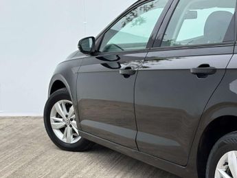 Volkswagen Polo 1.0 Polo SE TSi Semi-Auto 5dr