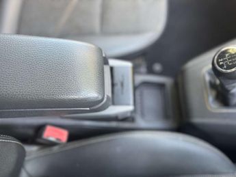 VAUXHALL ZAFIRA 1.8 Zafira Design 5dr