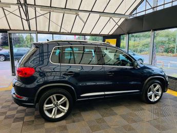 VOLKSWAGEN TIGUAN 2.0 Tiguan R-Line Edition TDI BlueMotion Technology 4Motion Semi