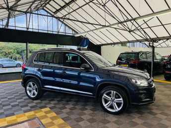 VOLKSWAGEN TIGUAN 2.0 Tiguan R-Line Edition TDI BlueMotion Technology 4Motion Semi