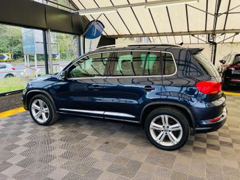 VOLKSWAGEN TIGUAN 2.0 Tiguan R-Line Edition TDI BlueMotion Technology 4Motion Semi