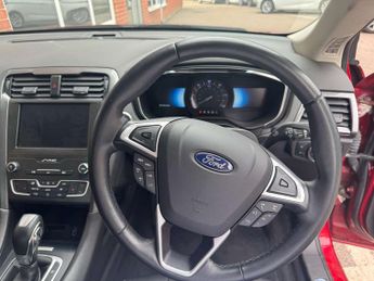 FORD MONDEO 2.0 Mondeo Titanium Edition HEV Auto 4dr
