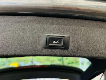AUDI Q5 2.0 Q5 S Line+ TDI Quattro Auto 4WD 5dr