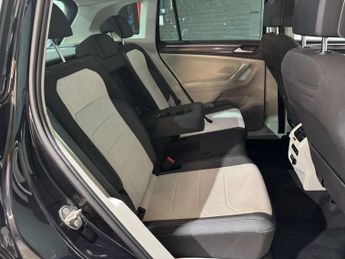 Volkswagen TIGUAN 1.5 Tiguan Elegance TSi Semi-Auto 5dr