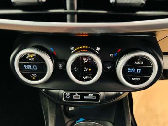 FIAT 500X 1.4 500X Cross MultiAir Lounge Semi-Auto 5dr