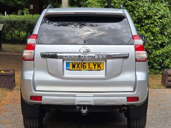 TOYOTA LAND CRUISER 2.8 Land Cruiser Icon D-4D Auto 4WD 5dr