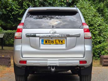 TOYOTA LAND CRUISER 2.8 Land Cruiser Icon D-4D Auto 4WD 5dr