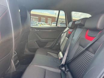 SKODA OCTAVIA 2.0 Octavia vRS TDI CR Semi-Automatic 5dr - NATIONAL DELIVERY*