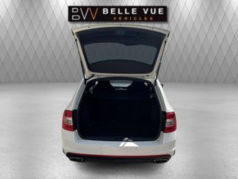 SKODA OCTAVIA 2.0 Octavia vRS TDI CR Semi-Automatic 5dr - NATIONAL DELIVERY*