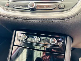 VAUXHALL GRANDLAND X 1.2 Grandland X Elite Nav T Auto 5dr