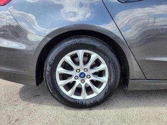 FORD MONDEO 2.0 Mondeo Titanium TDCI Auto 5dr