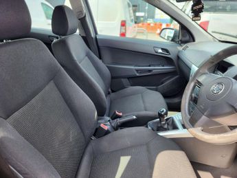 VAUXHALL ASTRA 1.4 Astra Life 5dr