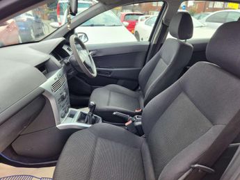 VAUXHALL ASTRA 1.4 Astra Life 5dr