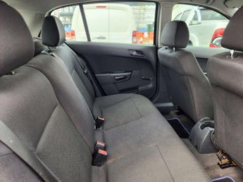 VAUXHALL ASTRA 1.4 Astra Life 5dr