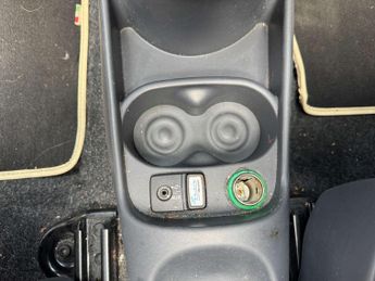 FIAT 500 0.9 500 C Lounge Semi-Auto 2dr